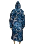 Naiste oversize jope Sinised suured lilled - Image 4